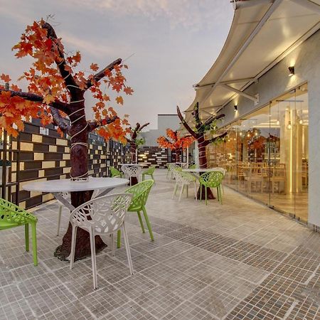 Hotel Townhouse Geetraj Near Shalimar Gateway Lucknow Exterior foto