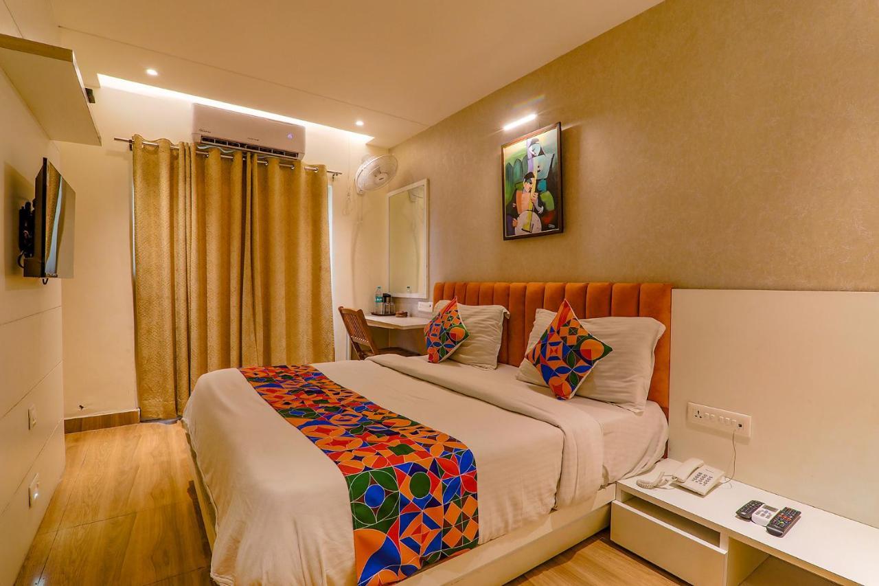 Hotel Townhouse Geetraj Near Shalimar Gateway Lucknow Exterior foto