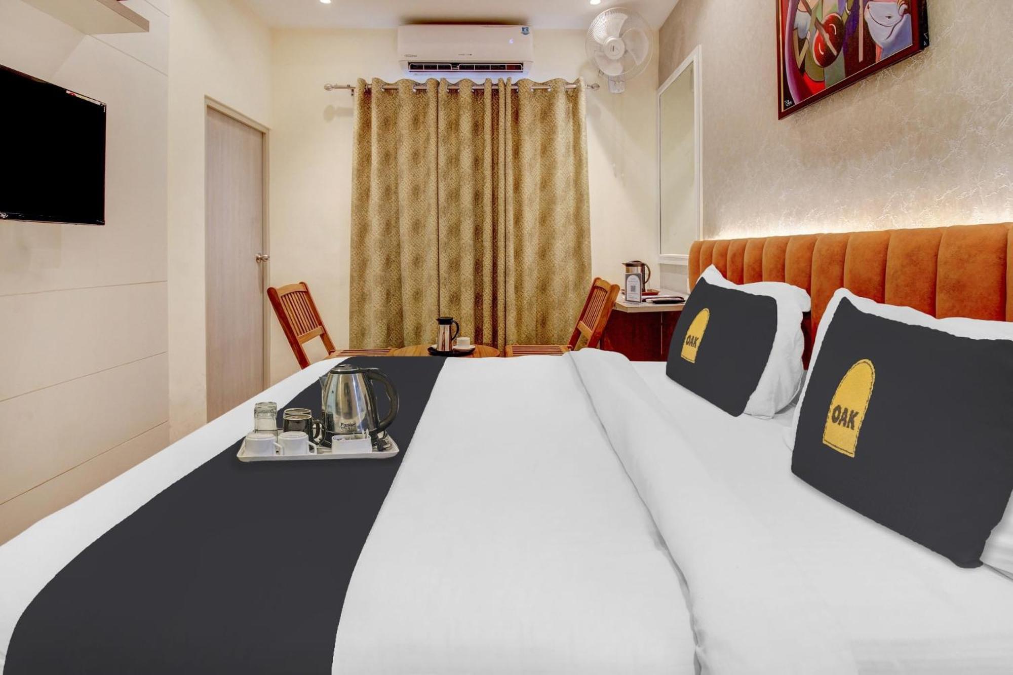 Hotel Townhouse Geetraj Near Shalimar Gateway Lucknow Exterior foto
