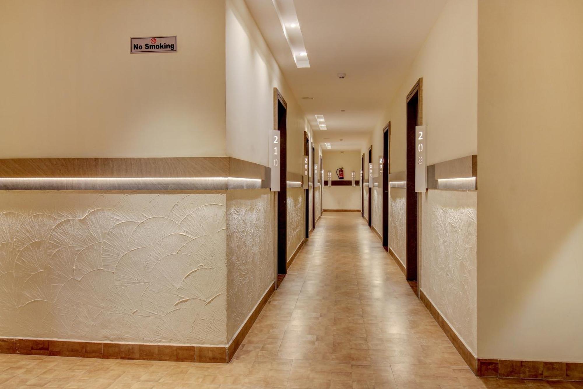 Hotel Super Townhouse Geetraj Near Shalimar Gateway Lucknow Exterior foto