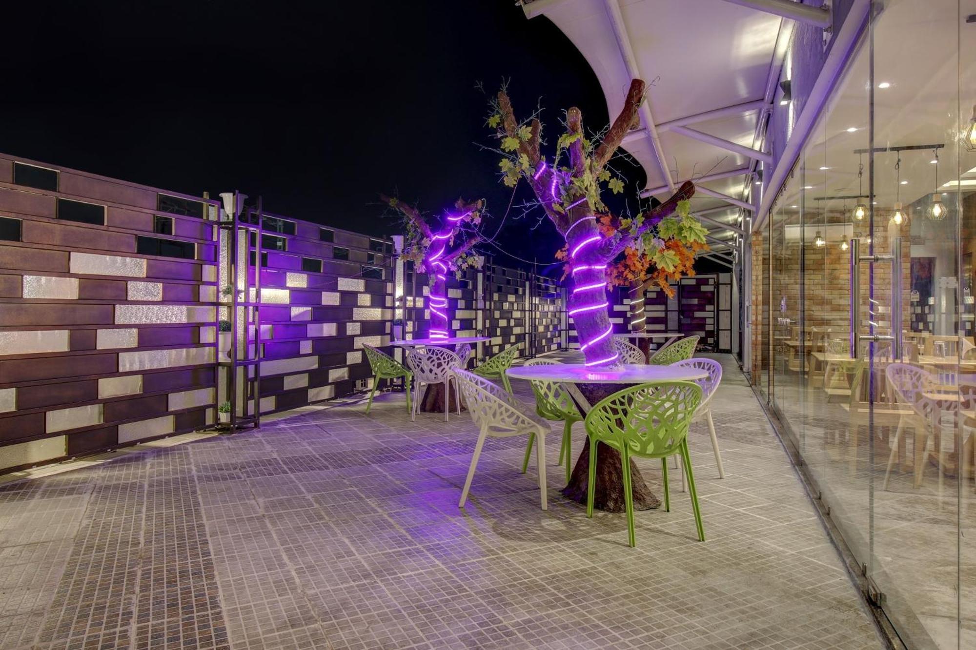Hotel Townhouse Geetraj Near Shalimar Gateway Lucknow Exterior foto